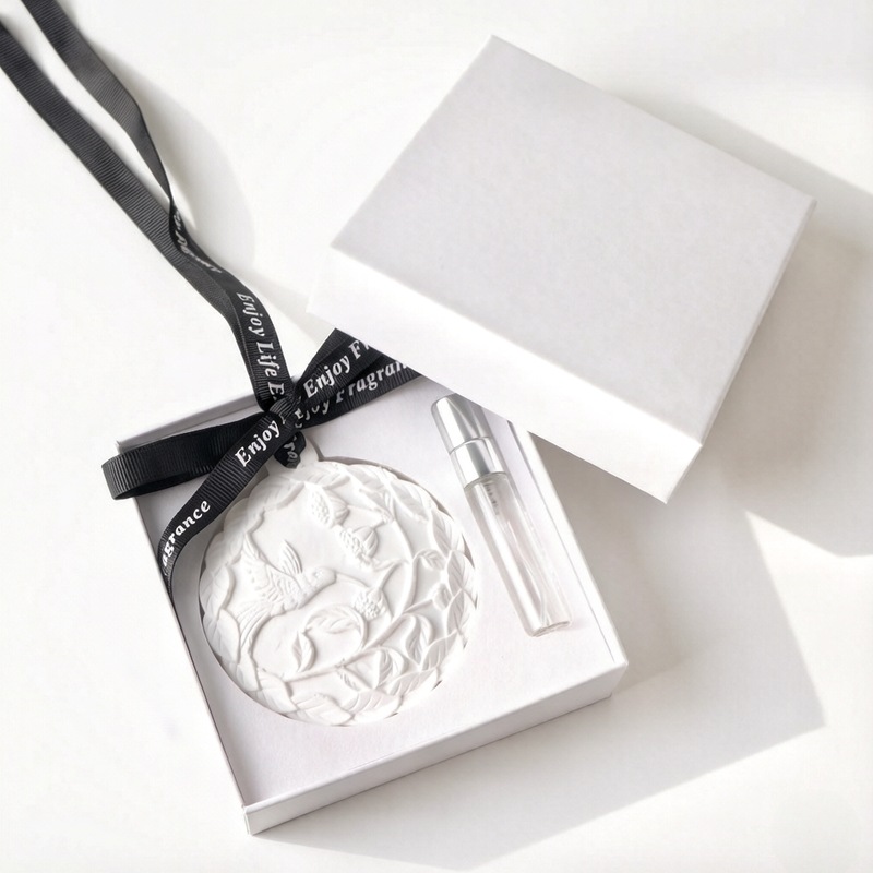 Embossed Clear Ceramic Hanging - đánh giá và giá Car Air Freshener